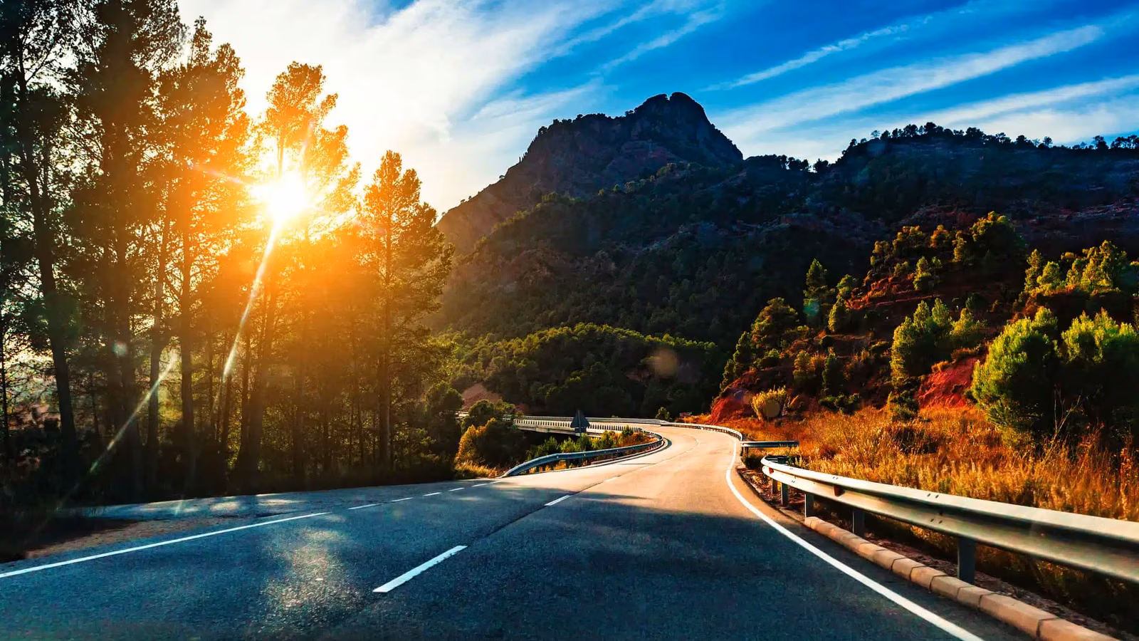 THE ULTIMATE CAR MAINTENANCE CHECKLIST FOR ROAD TRIPS